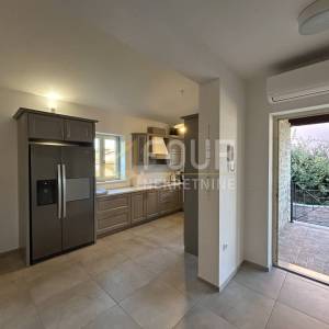 Istra, Barban - okolica, vila s bazenom, okućnica