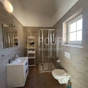 Istra, Barban - okolica, vila s bazenom, okućnica