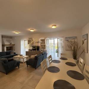 Istra, Barban - okolica, vila s bazenom, okućnica