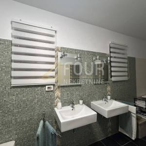 Istra, Barban - okolica, vila s bazenom, okućnica