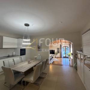 Istra, Barban - okolica, vila s bazenom, okućnica