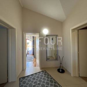 Istra, Barban - okolica, vila s bazenom, okućnica