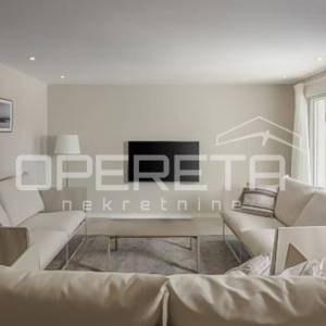 ISTRA, BRTONIGLA - Elegantna kuća s  grijanim bazenom