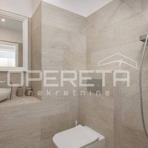 ISTRA, BRTONIGLA - Elegantna kuća s  grijanim bazenom