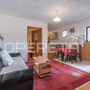 ISTRA, BUZET - Samostoječa kuća sa tri stana