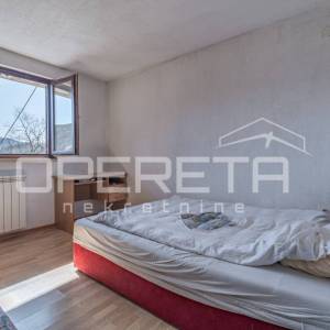 ISTRA, BUZET - Samostoječa kuća sa tri stana