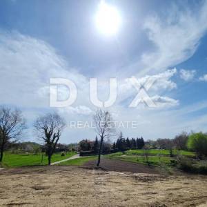 ISTRA, GRAČIŠĆE – Građevinsko zemljište u idiličnom dijelu zelene Istre