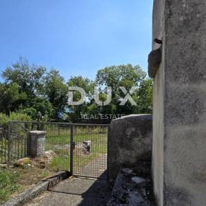 ISTRA, GRAČIŠĆE - Impresivna kamena kuća s pogledom i vrtom