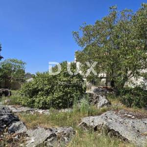 ISTRA, GRAČIŠĆE - Impresivna kamena kuća s pogledom i vrtom