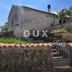 ISTRA, GRAČIŠĆE - Impresivna kamena kuća s pogledom i vrtom