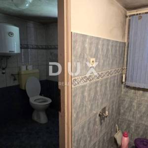 ISTRA, GRAČIŠĆE - Impresivna kamena kuća s pogledom i vrtom