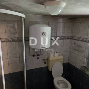 ISTRA, GRAČIŠĆE - Impresivna kamena kuća s pogledom i vrtom