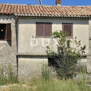 ISTRA, GRAČIŠĆE - Impresivna kamena kuća s pogledom i vrtom