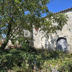 ISTRA, GRAČIŠĆE - Impresivna kamena kuća s pogledom i vrtom