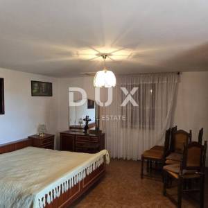 ISTRA, GRAČIŠĆE - Impresivna kamena kuća s pogledom i vrtom