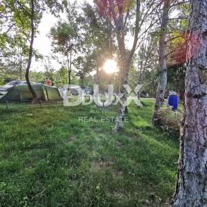 ISTRA, GRAČIŠĆE - Kamp u srcu Istre s bogatom infrastrukturom i dodatnim zemljištem
