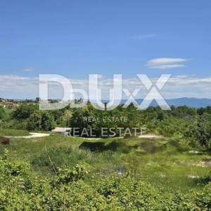 ISTRA, GRAČIŠĆE - Kamp u srcu Istre s bogatom infrastrukturom i dodatnim zemljištem