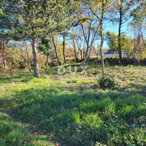 ISTRA, GROŽNJAN - Građevinsko zemljište s otvorenim pogledom na more i okolicu