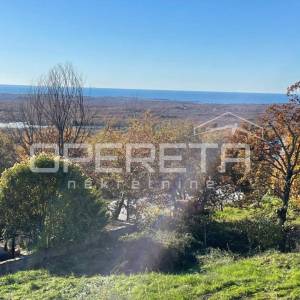 Istra, Kaštelir-građevinsko zemljište s pogledom na more
