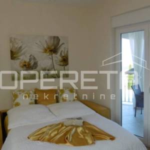 Istra, Kaštelir-kuća s panoramskim pogledom na more