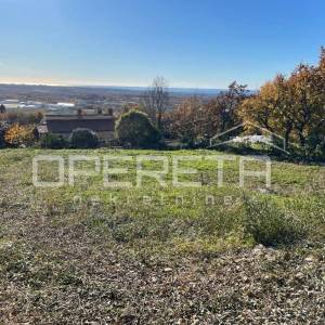 Istra, Kaštelir-zemljište s građevinskom dozvolom