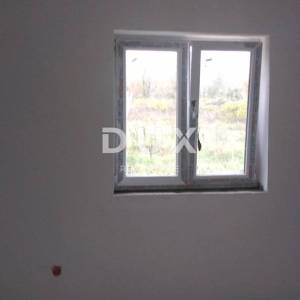 ISTRA, KRNICA - Samostojeća kuća s bazenom 118 m2 ROH BAU