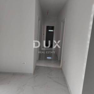 ISTRA, KRŠAN - Moderna prizemnica s bazenom u prirodi 111 m2