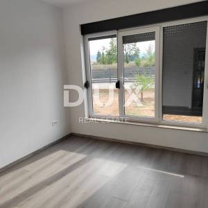 ISTRA, KRŠAN - Moderna prizemnica s bazenom u prirodi 111 m2