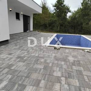 ISTRA, KRŠAN - Moderna prizemnica s bazenom u prirodi 111 m2