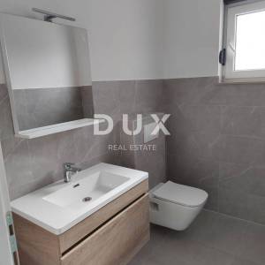 ISTRA, KRŠAN - Moderna prizemnica s bazenom u prirodi 111 m2