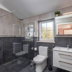 ISTRA, LABIN - Komforna kuća s dva stana