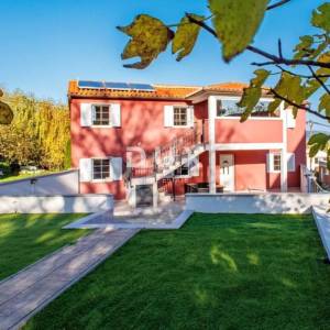 ISTRA, LABIN - Komforna kuća s dva stana