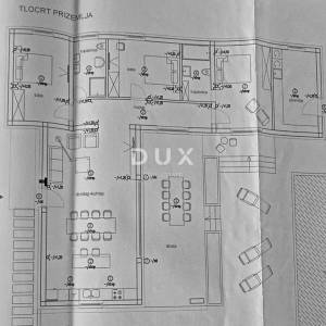 ISTRA, LABIN - Kuća moderne arhitekture s bazenom