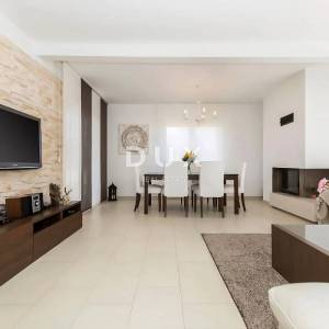 ISTRA, LABIN - Kuća u predgrađu