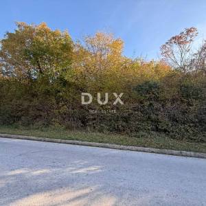 ISTRA, LABIN - Prostrano poljoprivredno zemljište s pristupom s asfaltirane ceste