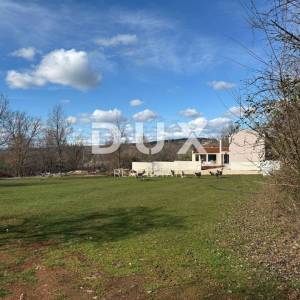 ISTRA, LABIN - Savršeno građevinsko zemljište za gradnju Vaše oaze mira