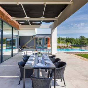 Istra, Ližnja, moderna vila s bazenom