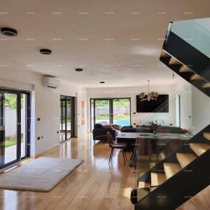 Istra, Ližnjan, 1 km do centra Medulina, nova moderna kuća sa bazenom za odmor.