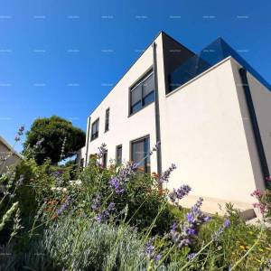 Istra, Ližnjan, 1 km do centra Medulina, nova moderna kuća sa bazenom za odmor.