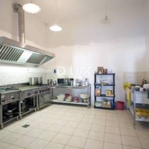 ISTRA, LIŽNJAN - Apartmanska kuća u blizini  mora!