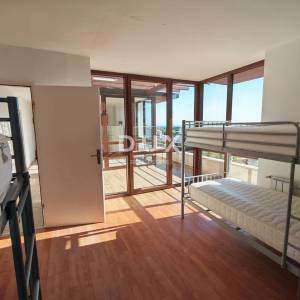 ISTRA, LIŽNJAN - Apartmanska kuća u blizini  mora!