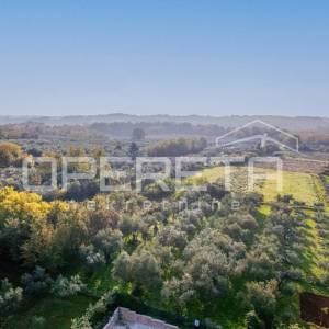 Istra, Lovrečica- građevinsko zemljište 683 m2
