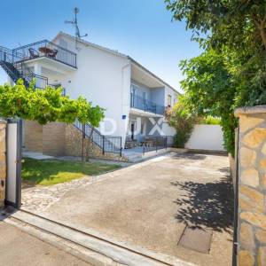 ISTRA, MEDULIN - Kuća s 3 stambene jedinice blizu mora!