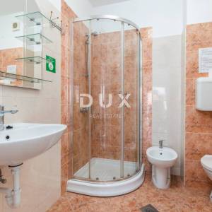 ISTRA, MEDULIN - Kuća s 3 stambene jedinice blizu mora!