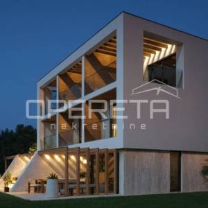 Istra, Medulin, moderna troetažna kuća sa pogledom, 300 m od mora