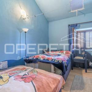 Istra, Medulin, PRILIKA! Kuća u centru Medulina