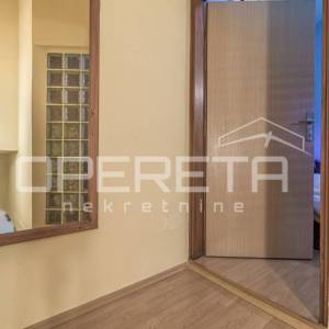 Istra, Medulin, PRILIKA! Kuća u centru Medulina