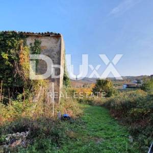 ISTRA, MOMJAN – Kameni objekti za obnovu s impresivnim pogledom