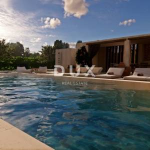 ISTRA, MOTOVUN - Vrhunska kuća s bazenom