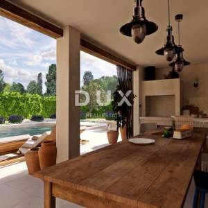 ISTRA, MOTOVUN - Vrhunska kuća s bazenom